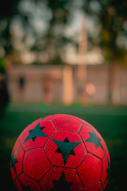 马特乌斯：我坚信除非遇到伤病，否则诺伊尔会在拜仁再踢一年